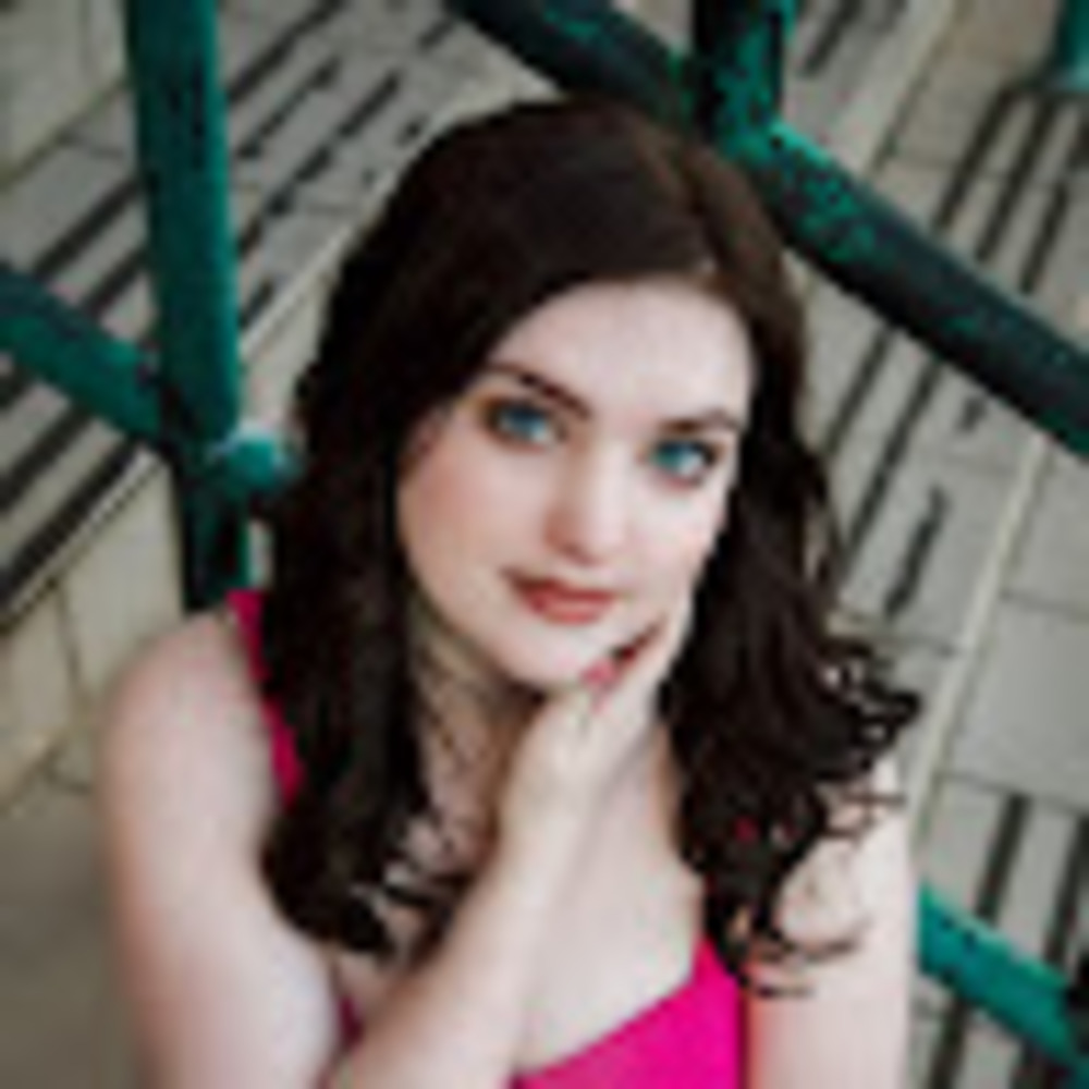Meet your Posher, Adriane